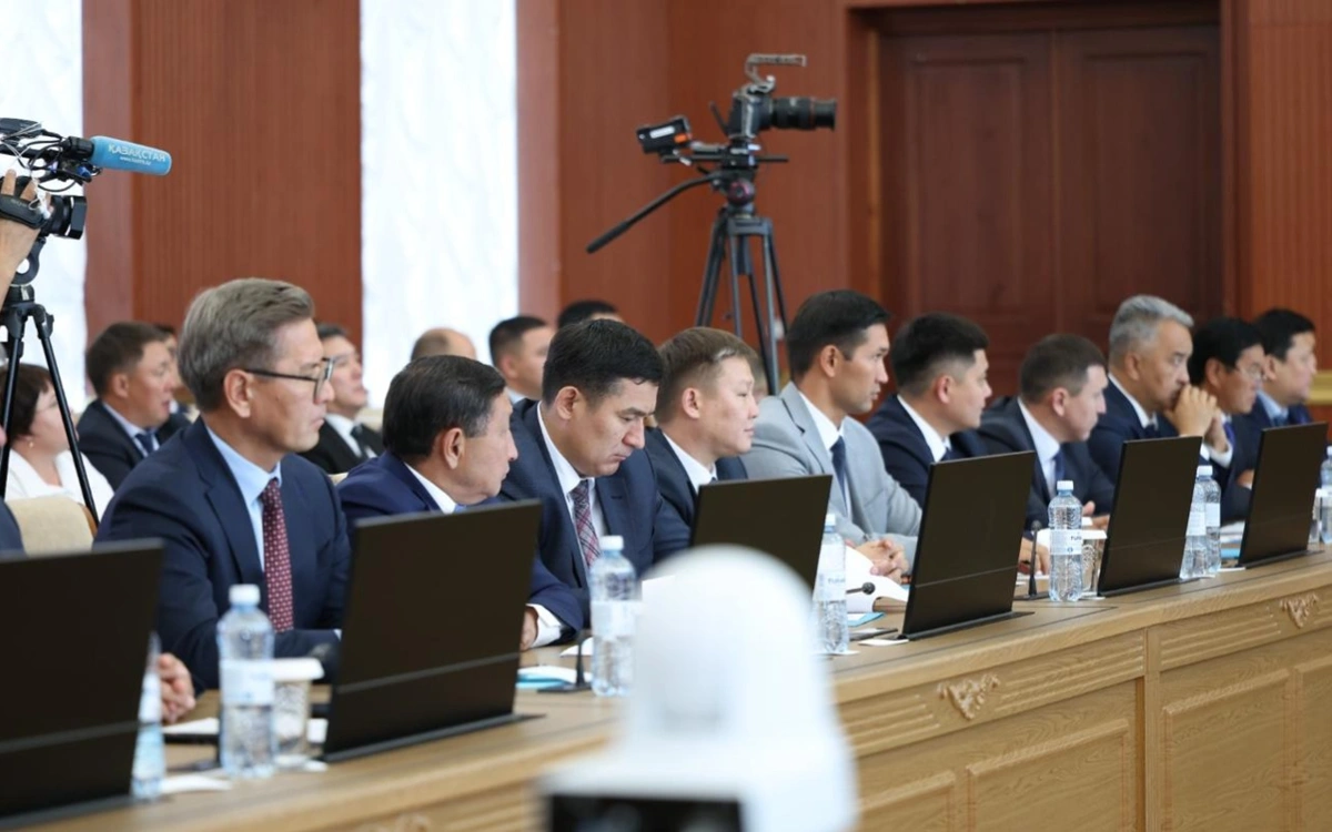 Названы регионы-аутсайдеры Казахстана по модернизации ЖКХ