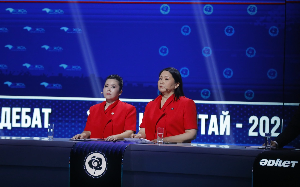 &laquo;Jibek Joly&raquo; арнасындағы командалық теледебаттың бірінші кезеңі