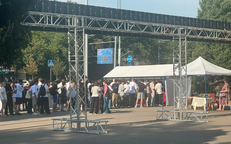 Kanye West's Almaty concert: Sphere stage and final preparations Kanye West's Almaty concert: Sphere stage and final preparations