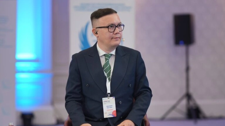Бақытжан Бұқарбай