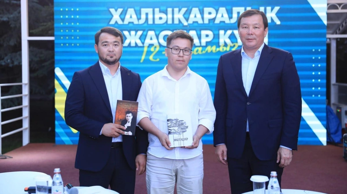 Аким Актюбинской области Асхат Шахаров пообщался с молодежью в формате &laquo;OPEN TALK&raquo;