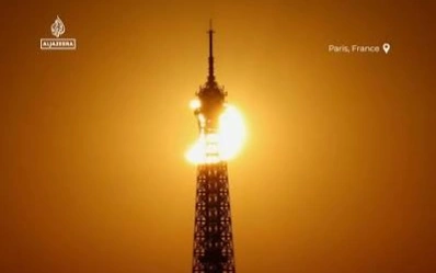 Жители Западной Европы впервые за 27 лет увидели полное солнечное затмение