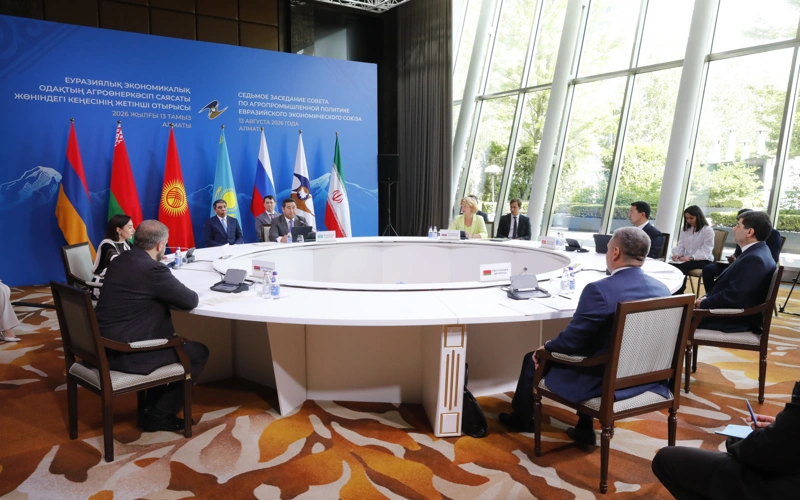 Qazaqstanda aýyl sharýashylyǵy tehnıkasynyń tozýy 65%-ǵa deıin tómendeıdi — AýylMın 