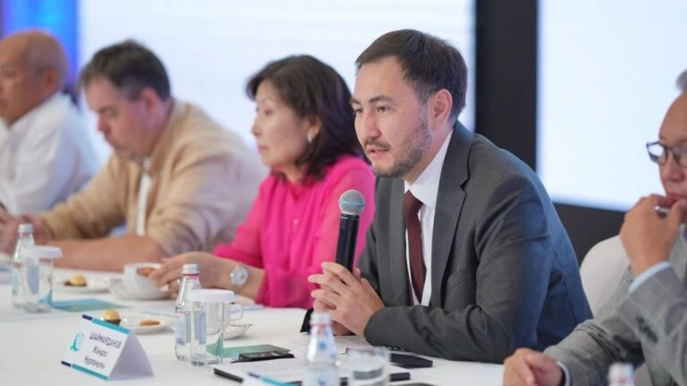 &laquo;Сайлау-2026&raquo;: сарапшылар партиялар бәсекесі енді шешімдер бәсекесіне айналуы тиіс екенін айтты