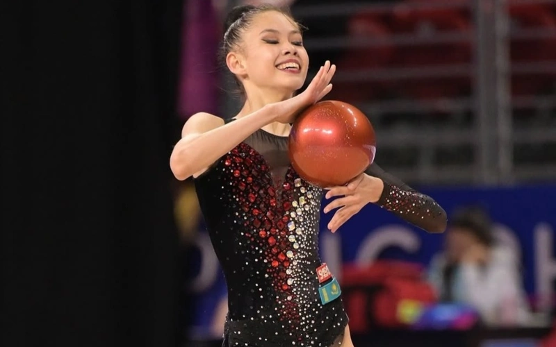 Гимнастка Акмарал Ерекешева вышла в три финала на чемпионате мира в Германии