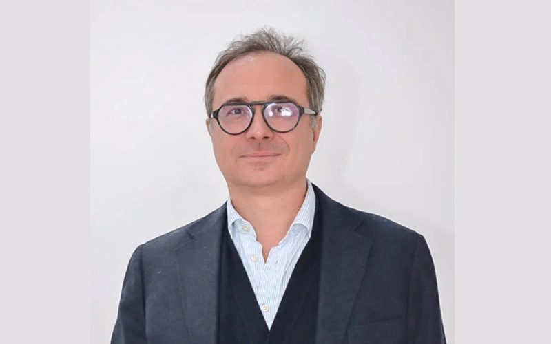 Dr. Riccardo Pelizzo 
