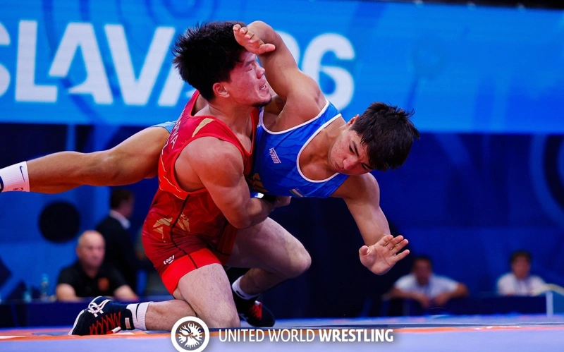 U20 әлем чемпионаты: Қазақстанның екі балуаны жұбаныш белдесуіне шықты