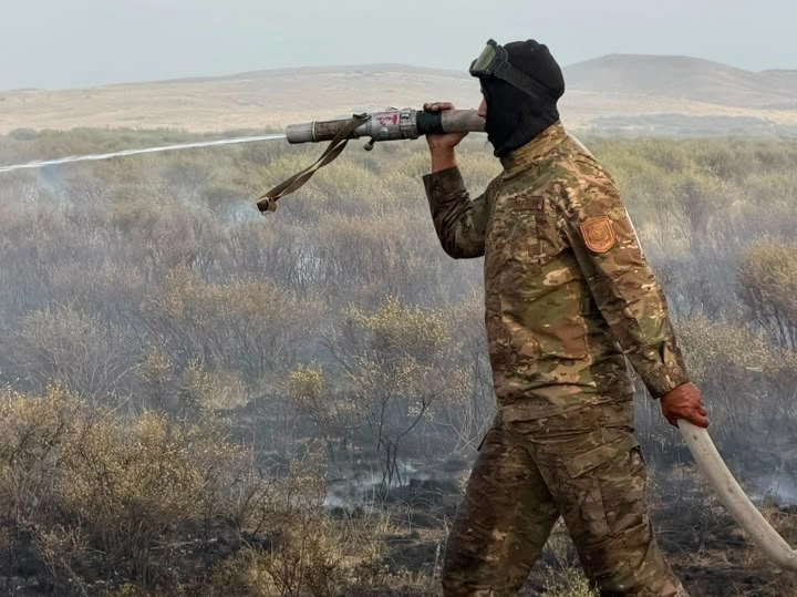 Пожар в степи