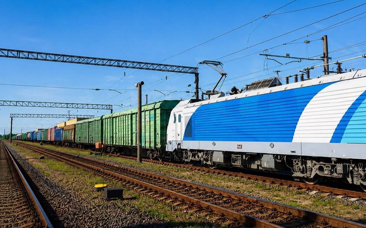 Uzbekistan sends first electrical goods shipment to Syria