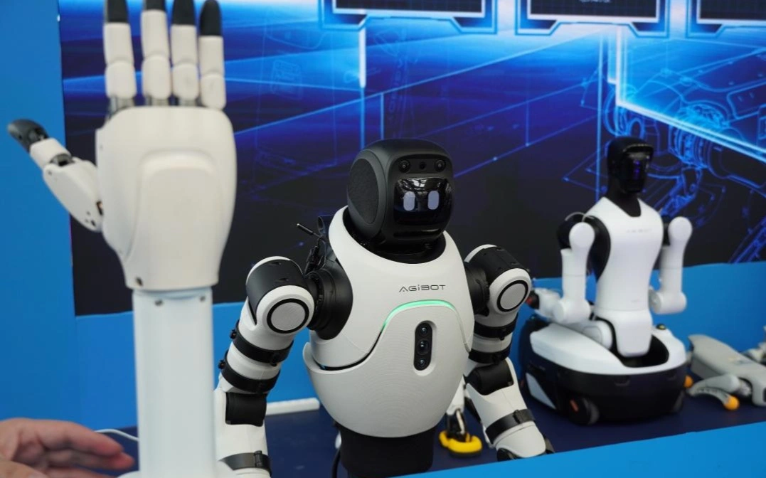 QAZBOT ROBOTICS FORUM 2026