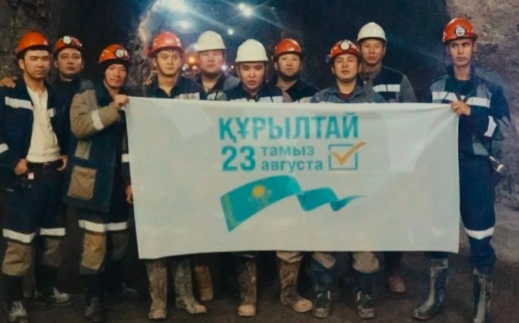 Ұлытау кеншілері қазақстандықтарды өз таңдауын жасауға шақырды