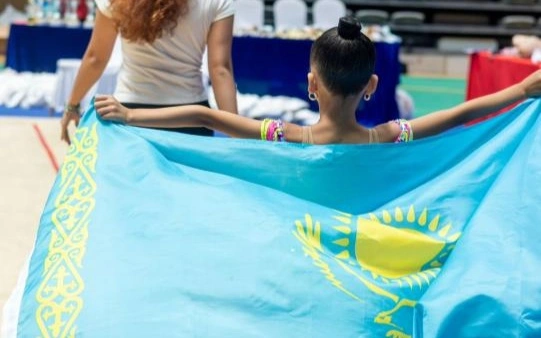 Юная гимнастка из Астаны взяла золото и два серебра на турнире в Китае