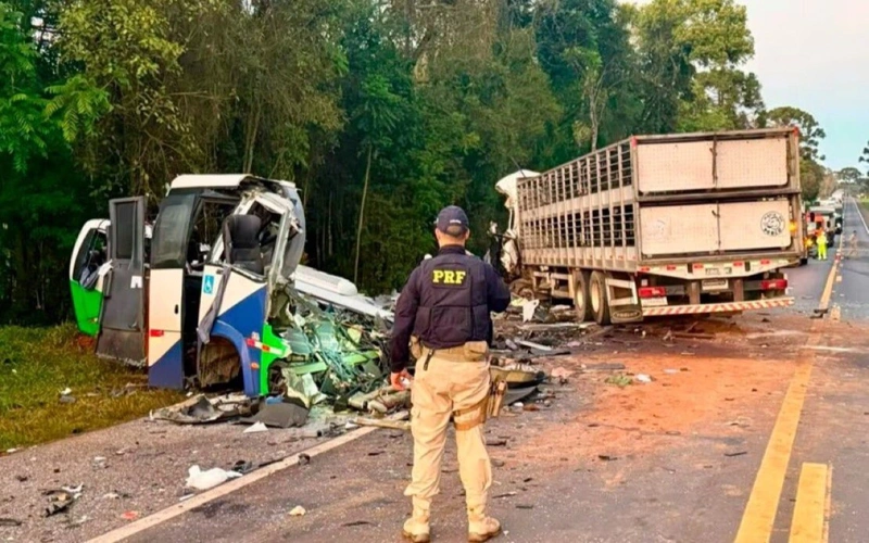Brazil, road accident, 