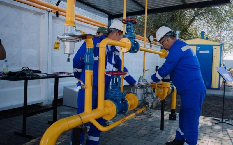 газ