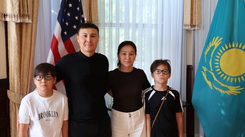 Kazakhstani citizens head to polls in U.S. for Qurultay elections Kazakhstani citizens head to polls in U.S. for Qurultay elections