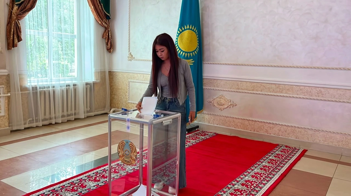 В Казахстане стартовали выборы депутатов в Курултай: сколько участков открыто к данному часу