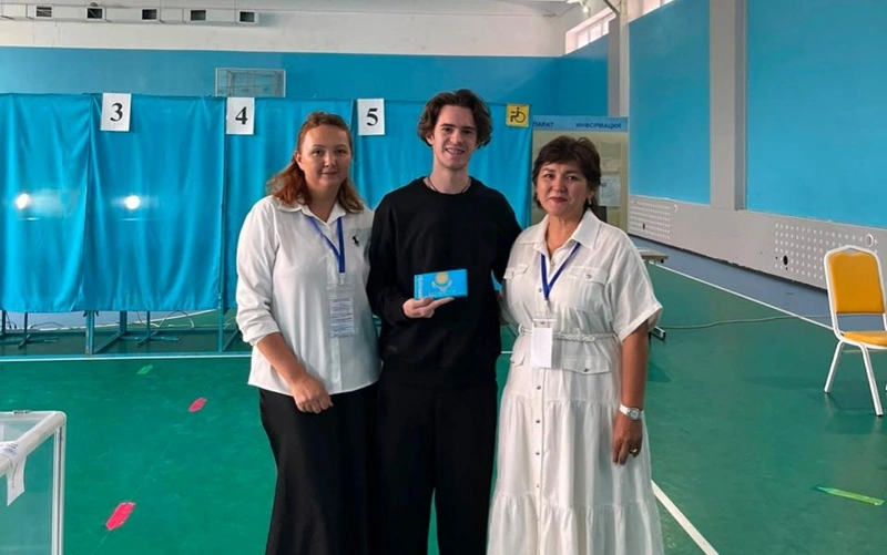 Олимпийский чемпион Михаил Шайдоров проголосовал в Алматы