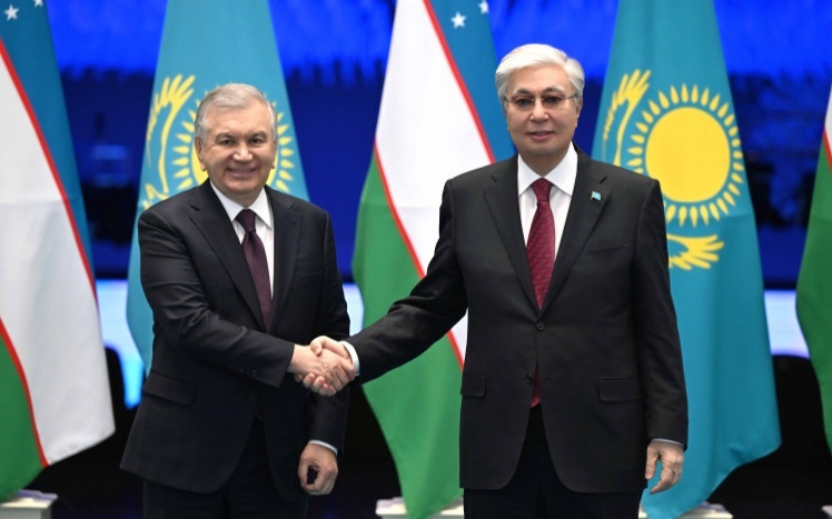 Uzbekistan’s president congratulates Kassym-Jomart Tokayev on Qurultay elections