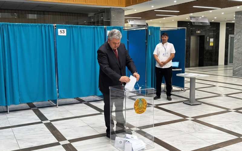 Ермек Көшербаев Құрылтай сайлауында өз таңдауын жасады