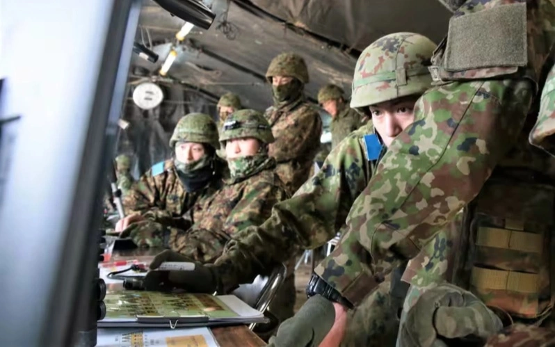 Жапония армиясы қайта құрылады