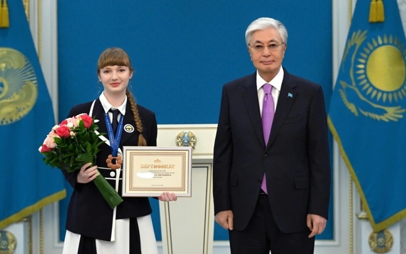 Tokayev awards cash prizes to Kazakh international Olympiad medalists Tokayev awards cash prizes to Kazakh international Olympiad medalists