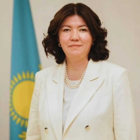 Жулдыз Досбергеновна Сулейменова 