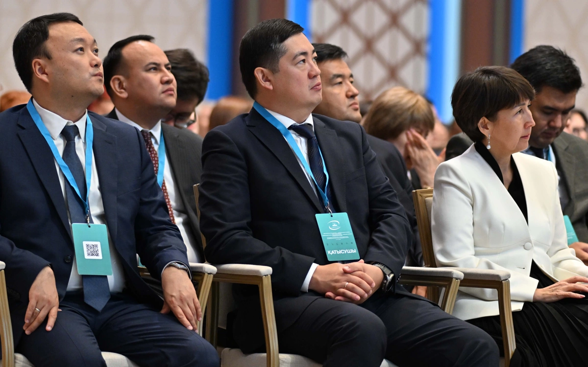 Президенттің Тамыз конференциясының пленарлық отырысында сөйлеген сөзінің толық мәтіні
