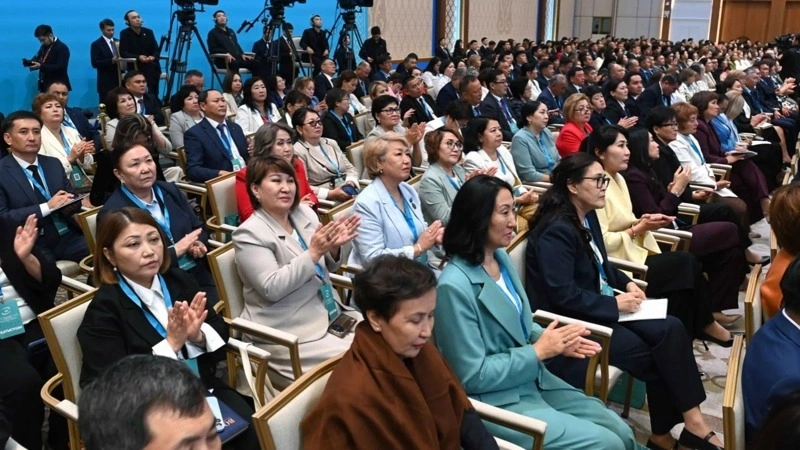Президенттің Тамыз конференциясының пленарлық отырысында сөйлеген сөзінің толық мәтіні
