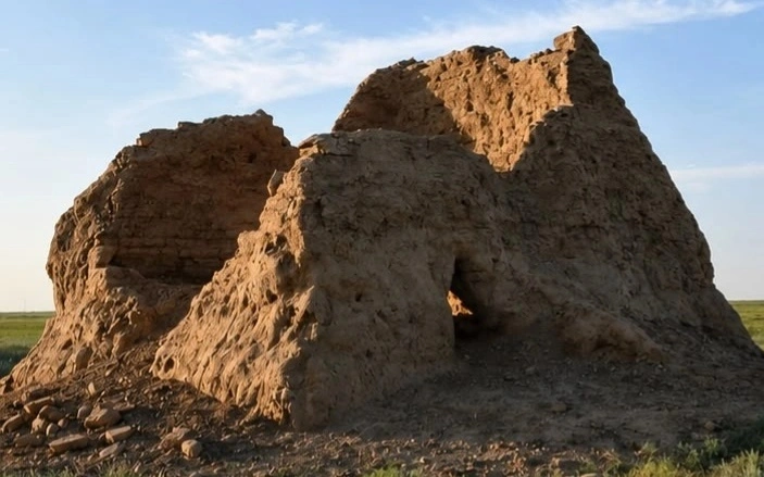 Охранные зоны 41 исторического памятника определили в Атырауской области