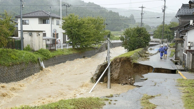 Japan issues Level 5 warning as heavy rain triggers flooding, landslides in central regions