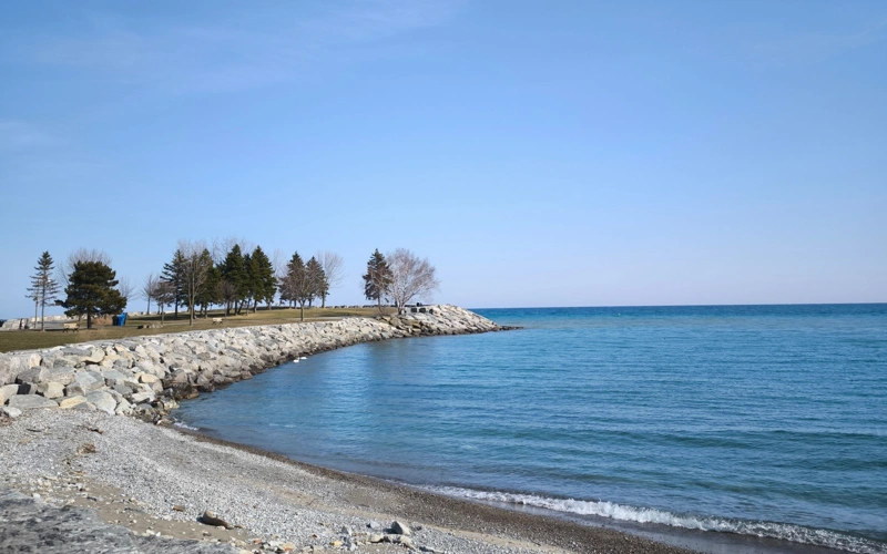 Trump orders renaming of Lake Ontario to “Lake America”