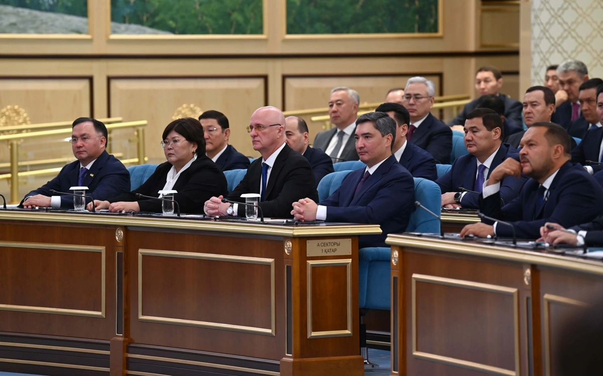 Ел аманатына адал болу &ndash; парыз: Президент Құрылтайдың алғашқы сессиясында не айтты 