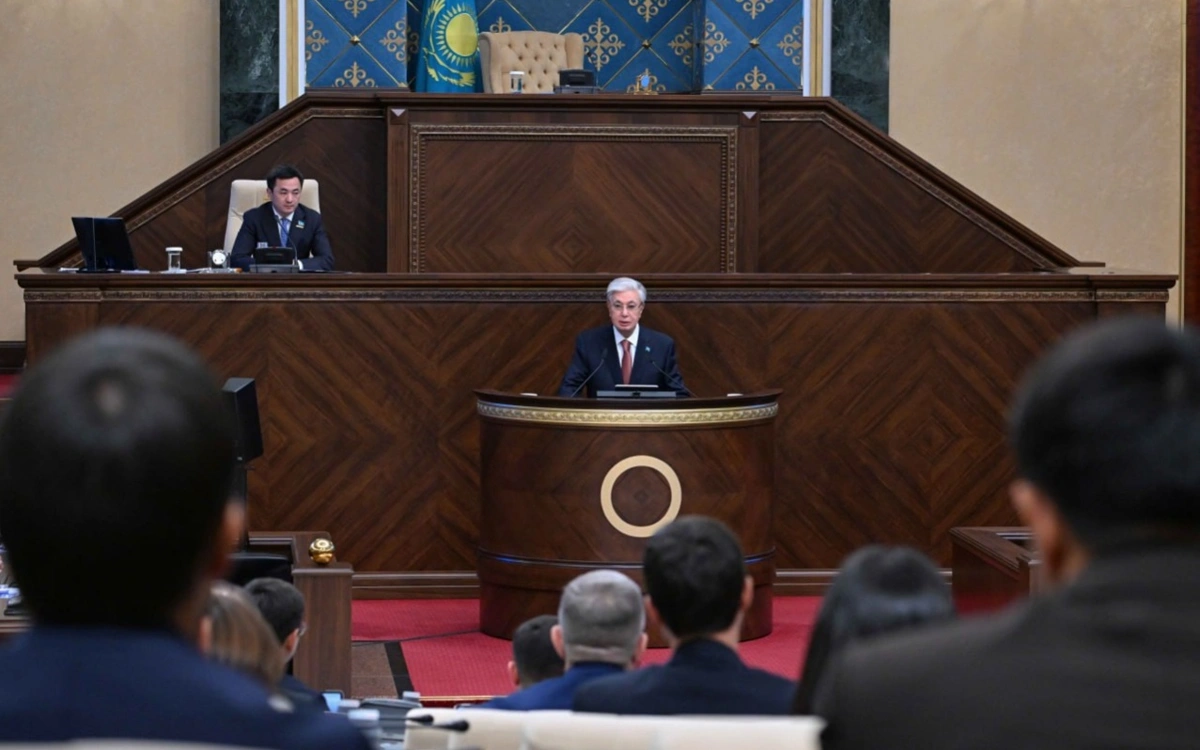 Мемлекет басшысы Құрылтай отырысында