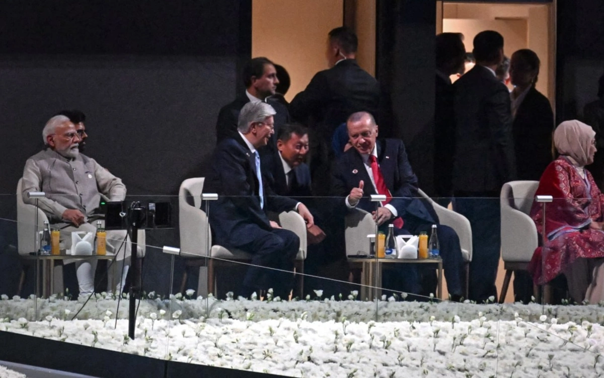 托卡耶夫在比什凯克出席第六届世界游牧民族运动会开幕式