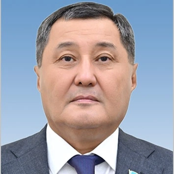 Кендебай Сарыбайулы Адамбек