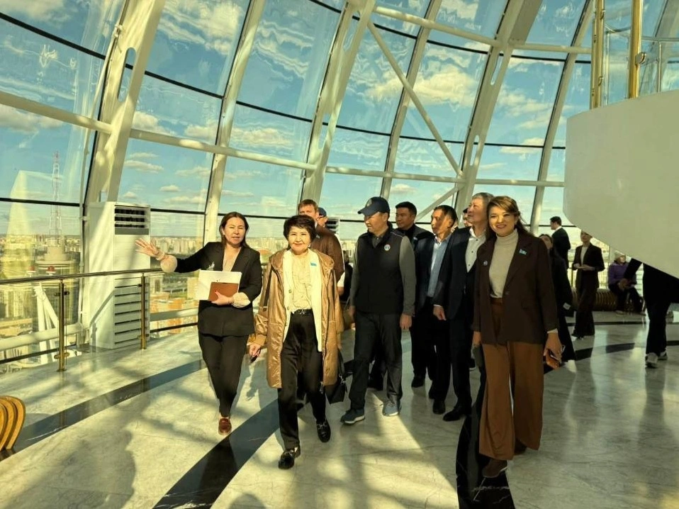Смотровую площадку предложили открыть на Abu Dhabi Plaza в Астане
