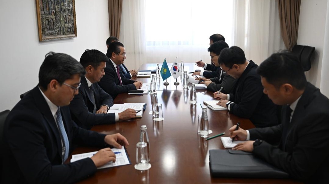 Kazakhstan, South Korea explore projects in AI and industry