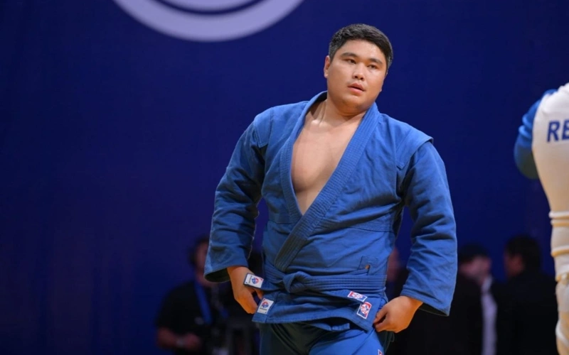 Болат Сапар принес Казахстану золото Игр кочевников в супертяжелом весе
