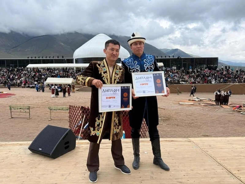 Kyrgyz and Kazakh poets celebrate unity at Nomad Games Kyrgyz and Kazakh poets celebrate unity at Nomad Games
