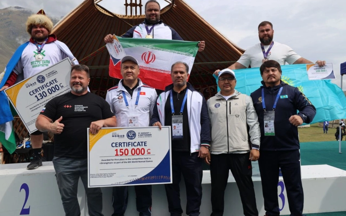 Вадим Макарцов завоевал бронзу в состязаниях силачей на Всемирных играх кочевников