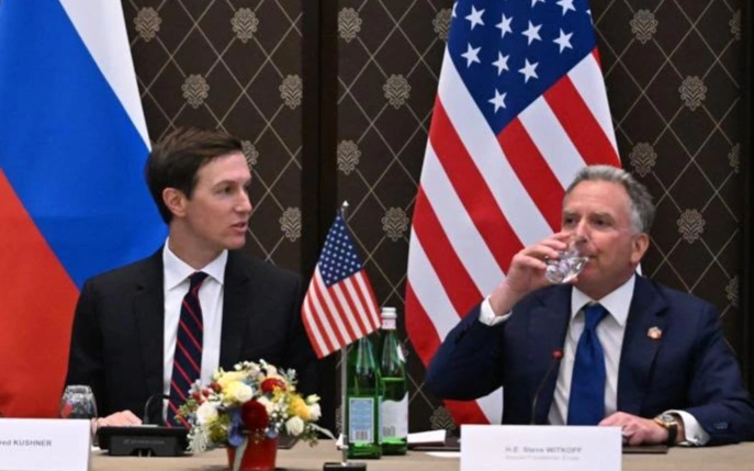 Спецпосланники президента США прибыли в Москву