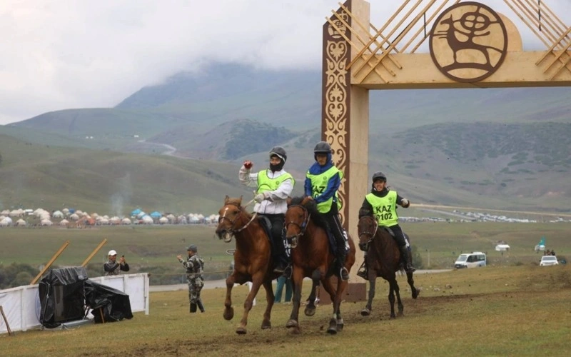 Kazakhstan wins 300 km equestrian marathon at World Nomad Games