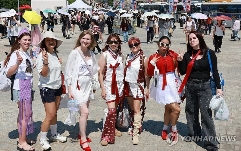 South Korea, tourists