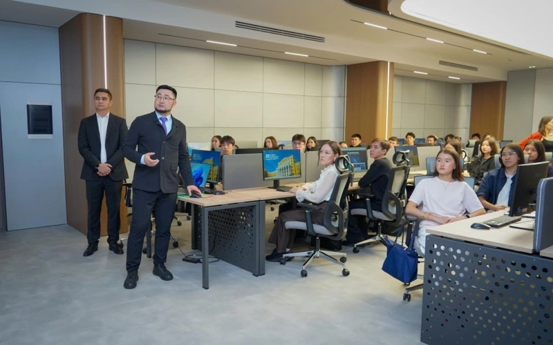 Қазақстанда жасанды интеллект пен кәсіби білімді ұштастыратын жаңа модель сынақтан өтеді