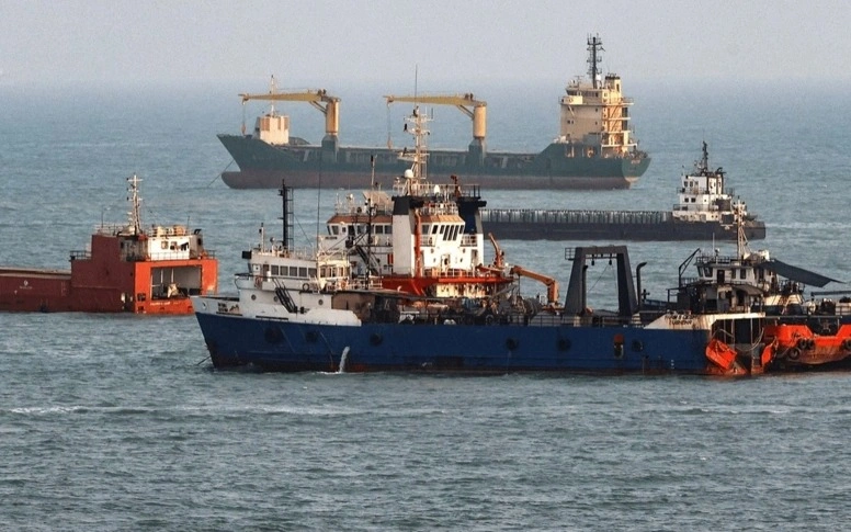  Iran  