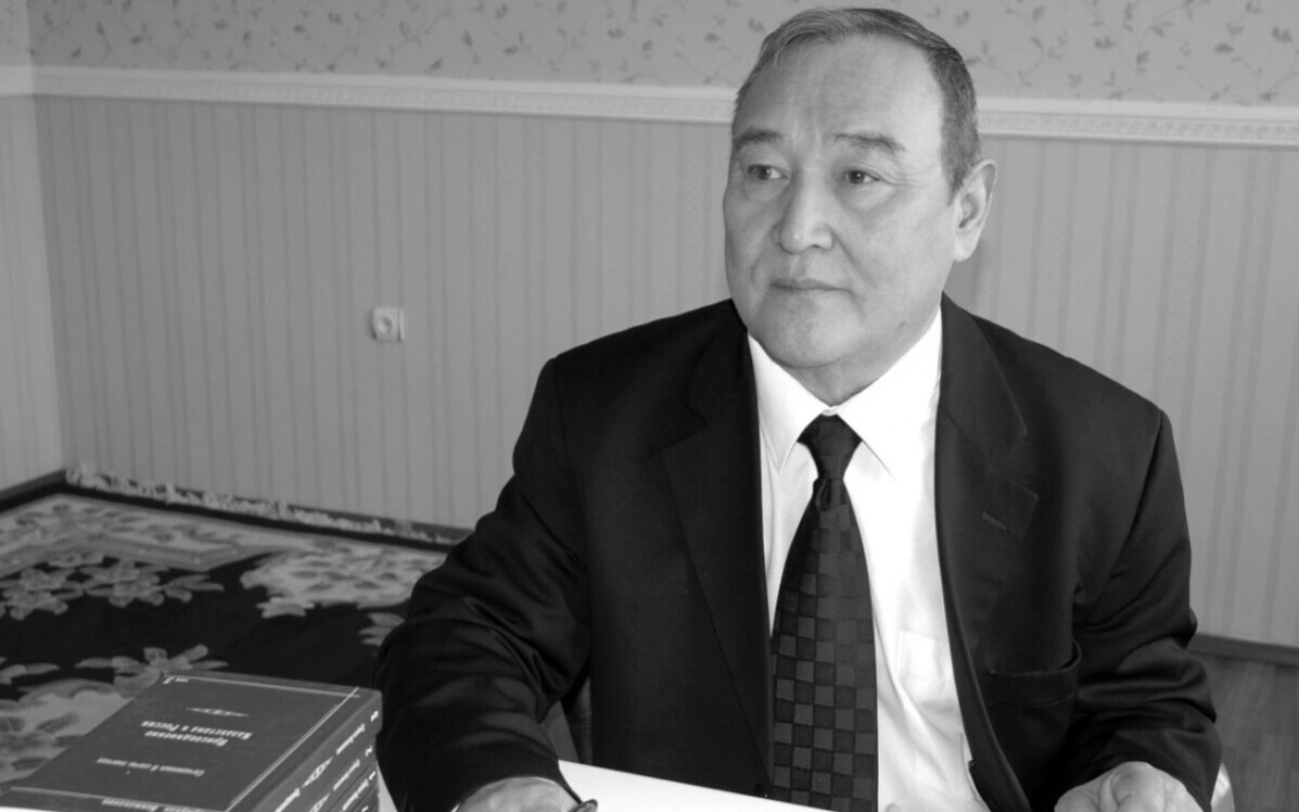 Дүкенбай ДОСЖАН