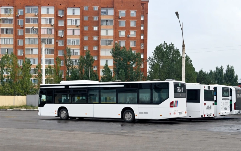 автобус автобусный парк 