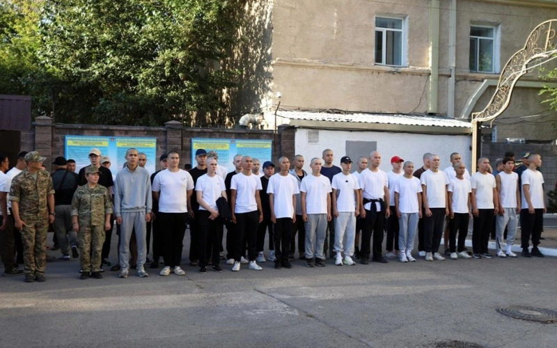 Астанада күзде әскерге шақырылған сарбаздар Ұлттық ұланға аттанды