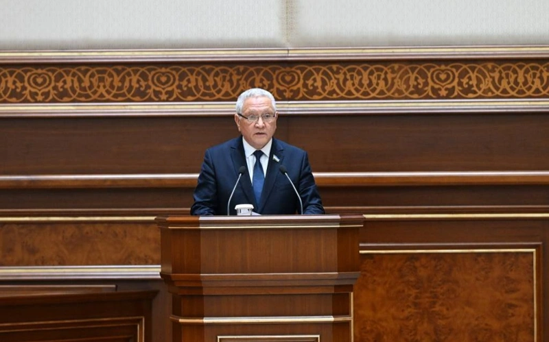 Сенат Узбекистана одобрил изменения в узбекском алфавите