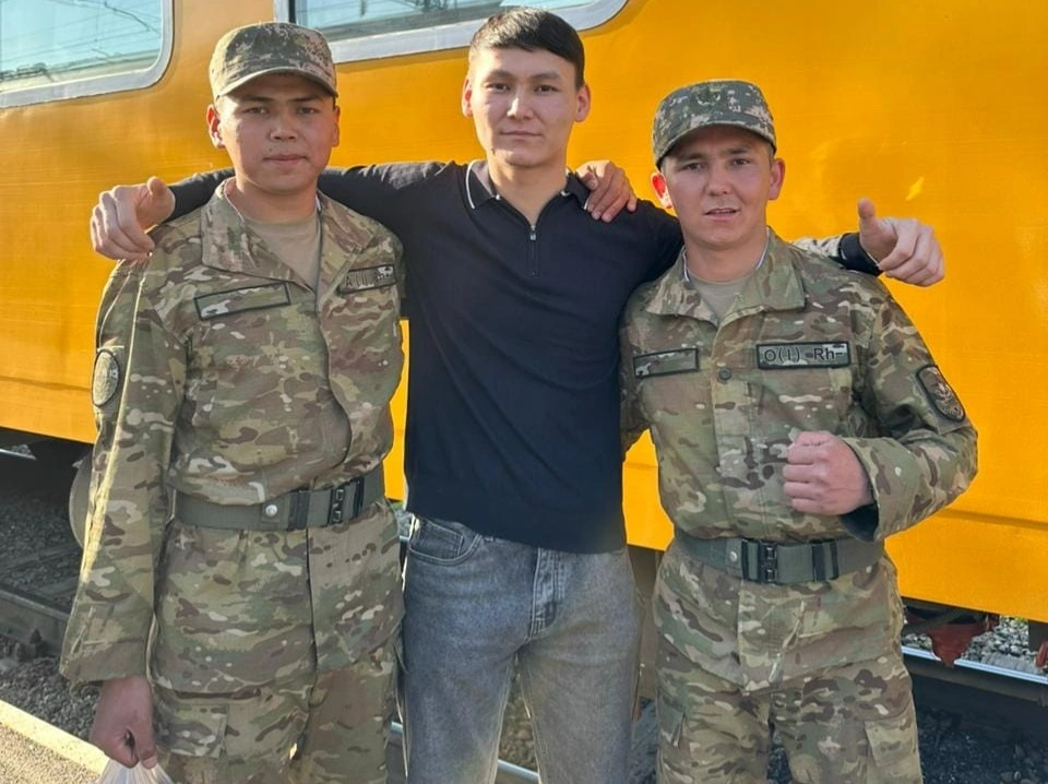 д